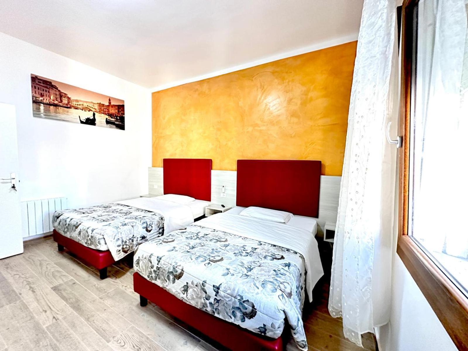 Vacation Venice Rooms Местре Экстерьер фото